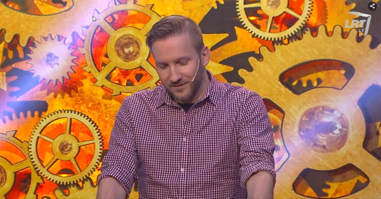 Robertas Borysevičius appearing on a Lithuanian National Television (LRT) quiz show